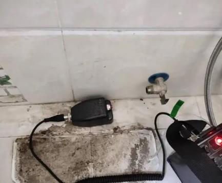 山东屋顶漏水维修公司分享下卫生间漏水的危害及解决方法